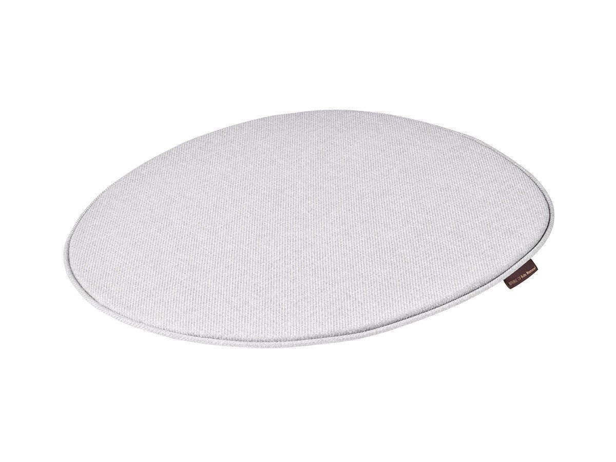 【フリッツ ハンセン/FRITZ HANSEN / GOODS】のSEAT CUSHION for DROP / ドロップチェア用 シートクッション 3110SC インテリア・キッズ・メンズ・レディースファッション・服の通販 founy(ファニー) 　クッション　Cushion, Throw Pillow　ドロップ　Drop Shoulder, Dropped Style　ホーム・キャンプ・アウトドア・お取り寄せ　Home Living / Home & Lifestyle / Camping Gear / Outdoor Camping　家具・インテリア　Home Furniture & Interior. Stylish & Functional Living Spaces　その他 インテリア雑貨、家具　Home Decor & Furniture Extras　張地:グレー(SALSA 3 / 36)|ID: prp329100002443443 ipo3291000000033246793