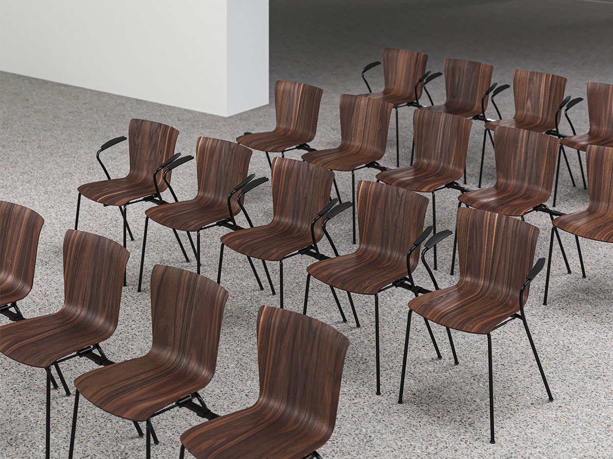 【フリッツ ハンセン/FRITZ HANSEN / GOODS】のVICO DUO / ヴィコデュオ アームチェア フロントパディング 連結器具付 VM113 インテリア・キッズ・メンズ・レディースファッション・服の通販 founy(ファニー) 　シンプル　Simple, Minimal　バランス　Balance, Style Balance　ファブリック　Fabric, Textile　フォルム　Silhouette, Form　送料無料　Free Shipping　おすすめ　Recommended / Our Picks　ホーム・キャンプ・アウトドア・お取り寄せ　Home Living / Home & Lifestyle / Camping Gear / Outdoor Camping　家具・インテリア　Home Furniture & Interior. Stylish & Functional Living Spaces　チェア・椅子　Seating & Chairs　ダイニングチェア・木製チェア　Dining Chairs　ホーム・キャンプ・アウトドア・お取り寄せ　Home Living / Home & Lifestyle / Camping Gear / Outdoor Camping　家具・インテリア　Home Furniture & Interior. Stylish & Functional Living Spaces　チェア・椅子　Seating & Chairs　アームチェア・アクセントチェア　Armchairs & Accent Chairs　参考イメージ|ID: prp329100002443456 ipo3291000000033630066