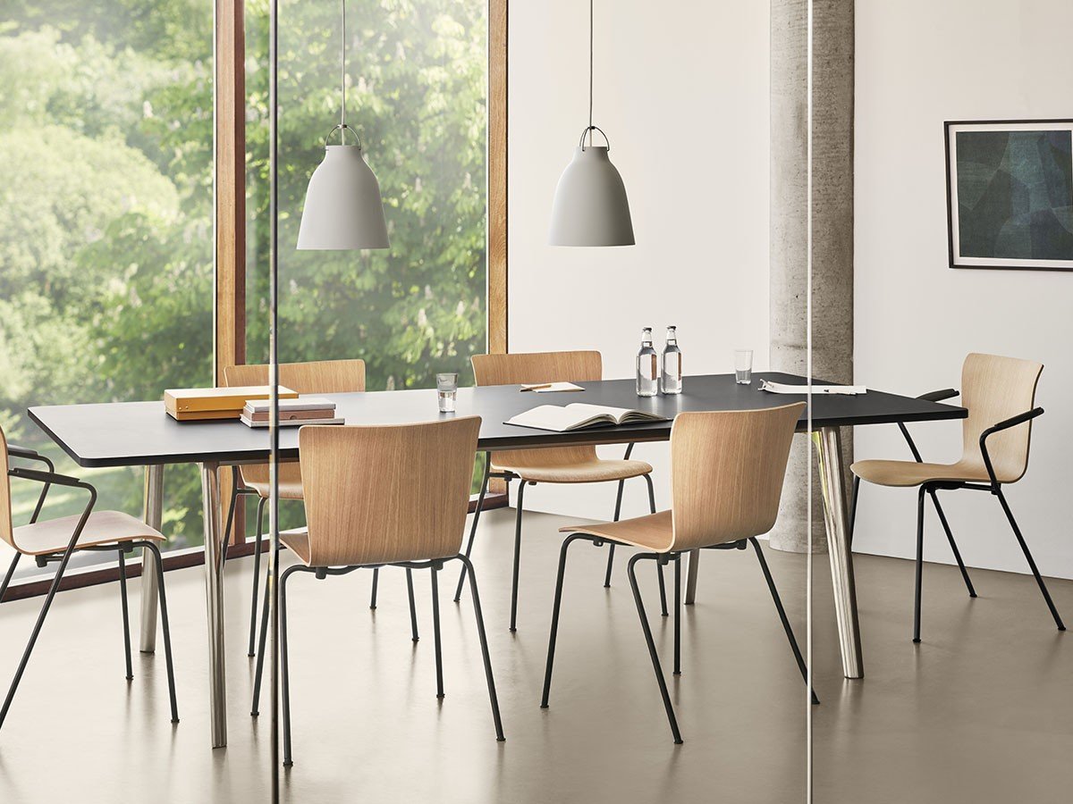 【フリッツ ハンセン/FRITZ HANSEN / GOODS】のVICO DUO / ヴィコデュオ アームチェア フロントパディング VM111 インテリア・キッズ・メンズ・レディースファッション・服の通販 founy(ファニー) 　シンプル　Simple, Minimal　バランス　Balance, Style Balance　ファブリック　Fabric, Textile　フォルム　Silhouette, Form　送料無料　Free Shipping　おすすめ　Recommended / Our Picks　ホーム・キャンプ・アウトドア・お取り寄せ　Home Living / Home & Lifestyle / Camping Gear / Outdoor Camping　家具・インテリア　Home Furniture & Interior. Stylish & Functional Living Spaces　チェア・椅子　Seating & Chairs　ダイニングチェア・木製チェア　Dining Chairs　ホーム・キャンプ・アウトドア・お取り寄せ　Home Living / Home & Lifestyle / Camping Gear / Outdoor Camping　家具・インテリア　Home Furniture & Interior. Stylish & Functional Living Spaces　チェア・椅子　Seating & Chairs　アームチェア・アクセントチェア　Armchairs & Accent Chairs　参考イメージ|ID: prp329100002443458 ipo3291000000035126771