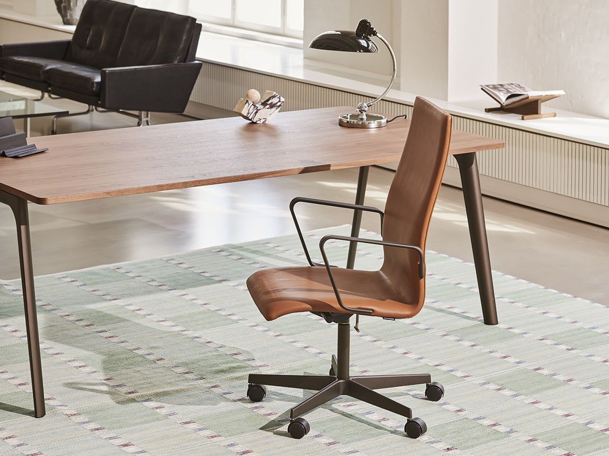【フリッツ ハンセン/FRITZ HANSEN / GOODS】のOXFORD / オックスフォード アームチェア 5スターベース キャスター付 ミディアムハイバック シート高さ調整機能・チルト機能付 3293W 人気、トレンドファッション・服の通販 founy(ファニー) 　エレガント 上品　Elegant　ファブリック　Fabric　フォーム　Form　送料無料　Free Shipping　おすすめ　Recommend　ホーム・キャンプ・アウトドア・お取り寄せ　Home,Garden,Outdoor,Camping Gear　家具・インテリア　Furniture　チェア・椅子　Chair　アームチェア　Armchair　ホーム・キャンプ・アウトドア・お取り寄せ　Home,Garden,Outdoor,Camping Gear　家具・インテリア　Furniture　チェア・椅子　Chair　オフィスチェア・デスクチェア　Office Chair/Desk Chair　other-6|ID: prp329100002443473 ipo3291000000031503171