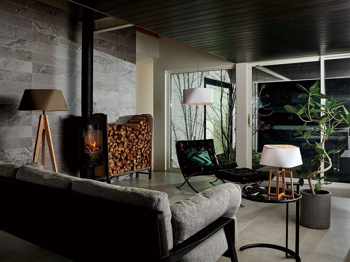 【フライミーパーラー/FLYMEe Parlor / GOODS】のTable Lamp / テーブルランプ #110807 インテリア・キッズ・メンズ・レディースファッション・服の通販 founy(ファニー) 　送料無料　Free Shipping　シンプル　Simple, Minimal　テーブル　Table, Dining Table　モノトーン　Monotone, Black and White　ホーム・キャンプ・アウトドア・お取り寄せ　Home Living / Home & Lifestyle / Camping Gear / Outdoor Camping　家具・インテリア　Home Furniture & Interior. Stylish & Functional Living Spaces　ライト・照明　Lamps & Lighting Fixtures　シリーズで「ペンダントライト」と「フロアーランプ」を展開しています。|ID: prp329100002510587 ipo3291000000034716783