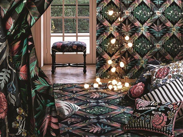 【デザイナーズ ギルド/DESIGNERS GUILD / GOODS】のChristian Lacroix Feather Park Jais Rug / クリスチャンラクロワ フェザーパーク ジェイス ラグ 人気、トレンドファッション・服の通販 founy(ファニー) 　送料無料　Free Shipping　ファブリック　Fabric, Textile　フェザー　Feather, Feather Detail　プリント　Print, Printed Pattern　ホーム・キャンプ・アウトドア・お取り寄せ　Home Living / Home & Lifestyle / Camping Gear / Outdoor Camping　家具・インテリア　Home Furniture & Interior. Stylish & Functional Living Spaces　その他 インテリア雑貨、家具　Home Decor & Furniture Extras　other-2|ID: prp329100002513357 ipo3291000000031502406