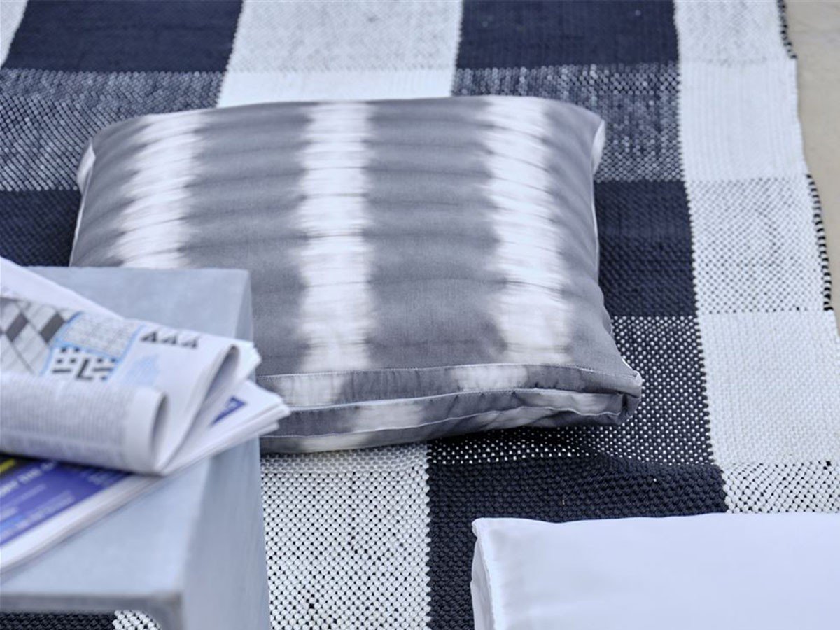 【デザイナーズ ギルド/DESIGNERS GUILD / GOODS】のSaliya Outdoor Rug / サリヤ アウトドア ラグ 人気、トレンドファッション・服の通販 founy(ファニー) 　送料無料　Free Shipping　アウトドア　Outdoor Clothing　チェック　Check, Plaid, Tartan　パターン　Pattern, Design Print　リバーシブル　Reversible, Two-Sided　軽量　Lightweight, Ultra Light　ホーム・キャンプ・アウトドア・お取り寄せ　Home Living / Home & Lifestyle / Camping Gear / Outdoor Camping　家具・インテリア　Home Furniture & Interior. Stylish & Functional Living Spaces　その他 インテリア雑貨、家具　Home Decor & Furniture Extras　other-5|ID: prp329100002513358 ipo3291000000031502455