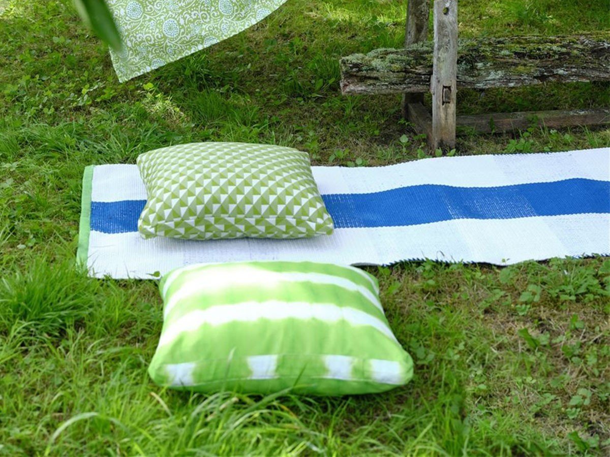 【デザイナーズ ギルド/DESIGNERS GUILD / GOODS】のSaliya Outdoor Runner Rug / サリヤ アウトドア ランナーラグ 人気、トレンドファッション・服の通販 founy(ファニー) 　送料無料　Free Shipping　アウトドア　Outdoor Clothing　チェック　Check, Plaid, Tartan　パターン　Pattern, Design Print　リバーシブル　Reversible, Two-Sided　軽量　Lightweight, Ultra Light　ホーム・キャンプ・アウトドア・お取り寄せ　Home Living / Home & Lifestyle / Camping Gear / Outdoor Camping　家具・インテリア　Home Furniture & Interior. Stylish & Functional Living Spaces　その他 インテリア雑貨、家具　Home Decor & Furniture Extras　other-5|ID: prp329100002513359 ipo3291000000031502460