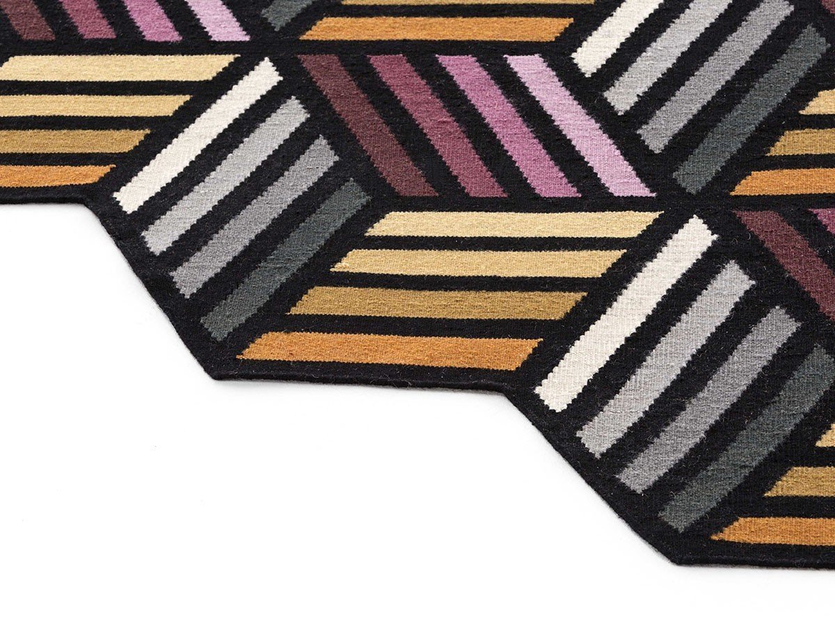 【ガン/GAN / GOODS】のPARQUET RUG / パルケット ラグ 203 × 153cm(ヘキサゴン オレンジ) 人気、トレンドファッション・服の通販 founy(ファニー) 　送料無料　Free Shipping　オレンジ　Orange　シンプル　Simple　ハンド　Hand　パターン　Pattern　ホーム・キャンプ・アウトドア・お取り寄せ　Home,Garden,Outdoor,Camping Gear　家具・インテリア　Furniture　その他 インテリア雑貨、家具　Furniture, Interior, Others　other-5|ID: prp329100002589751 ipo3291000000031501787