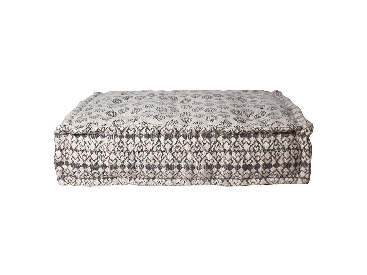 【アデペシュ/a.depeche / GOODS】のblock multi zabu ottoman / ブロックマルチ ザブオットマン(レムホワイト) 人気、トレンドファッション・服の通販 founy(ファニー) 　インド　Indian Textile　ウッド　Wooden Design　クッション　Cushion, Throw Pillow　シンプル　Simple, Minimal　ブロック　Block, Solid Block Pattern　ホーム・キャンプ・アウトドア・お取り寄せ　Home Living / Home & Lifestyle / Camping Gear / Outdoor Camping　家具・インテリア　Home Furniture & Interior. Stylish & Functional Living Spaces　その他 インテリア雑貨、家具　Home Decor & Furniture Extras　other-2|ID: prp329100002606845 ipo3291000000031501561