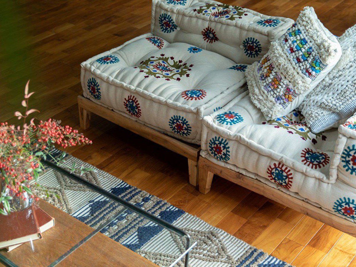 【アデペシュ/a.depeche / GOODS】のblock multi sofa corner / ブロックマルチソファ コーナー(マクラメ エンブロイダリー ミックス) 人気、トレンドファッション・服の通販 founy(ファニー) 　インド　Indian Textile　ウッド　Wooden Design　エンブロイダリー　Embroidery Design　クッション　Cushion, Throw Pillow　シンプル　Simple, Minimal　ブロック　Block, Solid Block Pattern　ミックス　Mix, Mixed Style　ホーム・キャンプ・アウトドア・お取り寄せ　Home Living / Home & Lifestyle / Camping Gear / Outdoor Camping　家具・インテリア　Home Furniture & Interior. Stylish & Functional Living Spaces　ソファー　Couches & Sofas　other-5|ID: prp329100002606849 ipo3291000000031501584