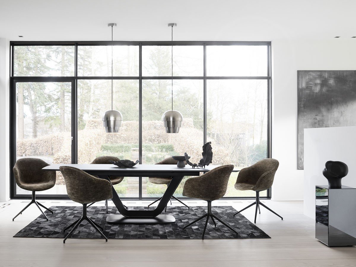 【ボーコンセプト/BoConcept / GOODS】のADELAIDE CHAIR / アデレード チェア 肘なし 回転脚(モハベ) インテリア・キッズ・メンズ・レディースファッション・服の通販 founy(ファニー) 　オーガニック　Organic Cotton　フォルム　Silhouette, Form　ホーム・キャンプ・アウトドア・お取り寄せ　Home Living / Home & Lifestyle / Camping Gear / Outdoor Camping　家具・インテリア　Home Furniture & Interior. Stylish & Functional Living Spaces　チェア・椅子　Seating & Chairs　ダイニングチェア・木製チェア　Dining Chairs　ホーム・キャンプ・アウトドア・お取り寄せ　Home Living / Home & Lifestyle / Camping Gear / Outdoor Camping　家具・インテリア　Home Furniture & Interior. Stylish & Functional Living Spaces　チェア・椅子　Seating & Chairs　オフィスチェア・在宅ワーク用チェア　Office & Desk Chairs　参考イメージ(張地:ナポリ 2251 トープ、脚部マットブラック)|ID: prp329100002610023 ipo3291000000034047591