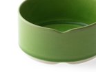 【ハス/HASU / GOODS】のGREEN CRACKLE Stacking bowl M / 緑貫入 重ね中鉢 縁のくぼみにはスプーンなどを置くことができ、差したまま中鉢を重ねることもできます。|ID:prp329100002614309