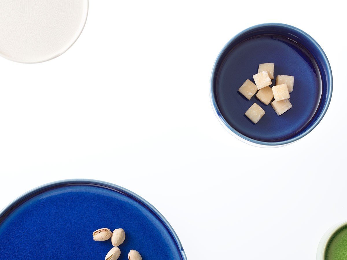 【ハス/HASU / GOODS】のAZURE CRACKLE Stacking bowl S / 瑠璃貫入 重ね小鉢 インテリア・キッズ・メンズ・レディースファッション・服の通販 founy(ファニー) 　シンプル　Simple, Minimal　テーブル　Table, Dining Table　フォルム　Silhouette, Form　エレガント 上品　Elegant　皿　Plate, Dish　HASUシリーズ|ID: prp329100002614319 ipo3291000000030177374