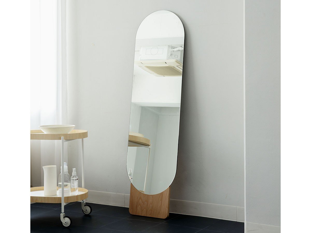 【モヘイム/MOHEIM / GOODS】のSTANDING MIRROR / スタンディングミラー 人気、トレンドファッション・服の通販 founy(ファニー) 　送料無料　Free Shipping　シンプル　Simple, Minimal　スタンド　Stand Collar, Upright Stand　フレーム　Frame, Outline　ホーム・キャンプ・アウトドア・お取り寄せ　Home Living / Home & Lifestyle / Camping Gear / Outdoor Camping　家具・インテリア　Home Furniture & Interior. Stylish & Functional Living Spaces　ミラー・ドレッサー　Mirrors & Dressers　壁掛けミラー・全身鏡・スタンドミラー　Wall Mirror　ホーム・キャンプ・アウトドア・お取り寄せ　Home Living / Home & Lifestyle / Camping Gear / Outdoor Camping　家具・インテリア　Home Furniture & Interior. Stylish & Functional Living Spaces　ミラー・ドレッサー　Mirrors & Dressers　ドレッサー・ミラー付き化粧台　Vanity Table for Bedroom　other-3|ID: prp329100002705770 ipo3291000000031500599