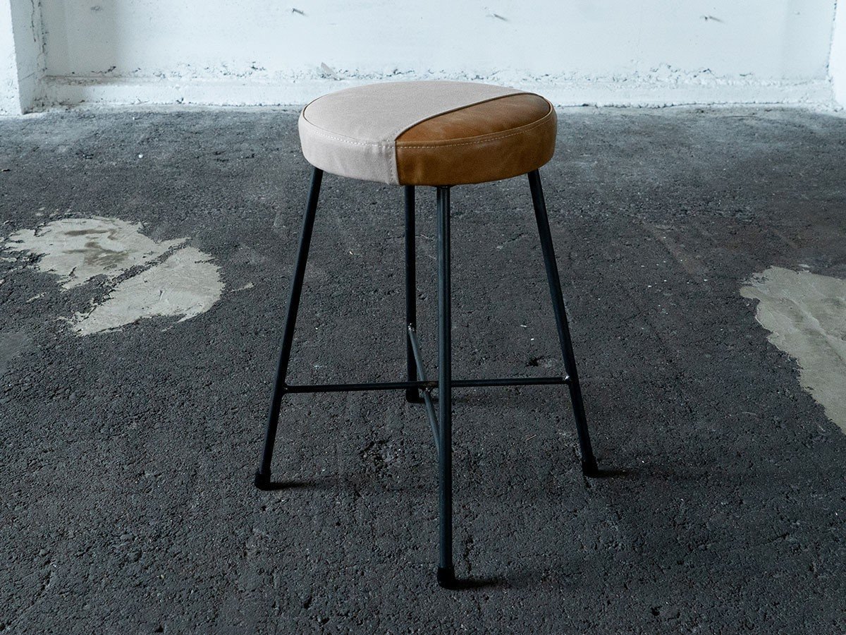 【シカク/SIKAKU / GOODS】のTWO TONE STOOL low / ツートーン スツール ロー 人気、トレンドファッション・服の通販 founy(ファニー) 　キャンバス　Canvas　クッション　Cushion　スリム　Slim　ホーム・キャンプ・アウトドア・お取り寄せ　Home,Garden,Outdoor,Camping Gear　家具・インテリア　Home Furniture & Interior. Stylish & Functional Living Spaces　チェア・椅子　Chair　スツール　Stool　other-4|ID: prp329100002830162 ipo3291000000031499735