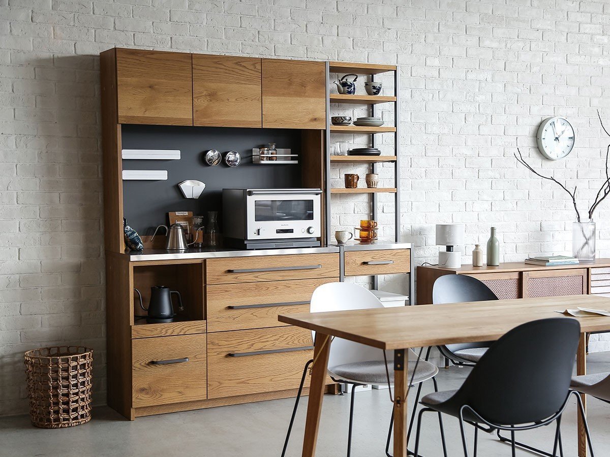 【イージーライフ/Easy Life / GOODS】のGALVA DINING BOARD / ガルバ ダイニングボード 下台引出し 幅120cm(オーク) インテリア・キッズ・メンズ・レディースファッション・服の通販 founy(ファニー) 　マグネット　Magnet, Magnetic Closure　おすすめ　Recommended / Our Picks　ホーム・キャンプ・アウトドア・お取り寄せ　Home Living / Home & Lifestyle / Camping Gear / Outdoor Camping　キッチン・ダイニング　Kitchen & Dining Essentials. Stylish & Functional Tableware　キッチン収納　Kitchen Storage　キッチン収納・食器棚・レンジ台　Kitchen Cabinet　ホーム・キャンプ・アウトドア・お取り寄せ　Home Living / Home & Lifestyle / Camping Gear / Outdoor Camping　キッチン・ダイニング　Kitchen & Dining Essentials. Stylish & Functional Tableware　キッチン家電・キッチン用品　Kitchen Appliances & Tools　マグカップ・カップ&ソーサー・陶器食器　Mugs / Cups and Saucers / Ceramic Drinkware　「アトランダム ユニットシェルフ」と組み合わせたイメージ|ID: prp329100002881197 ipo3291000000033331246