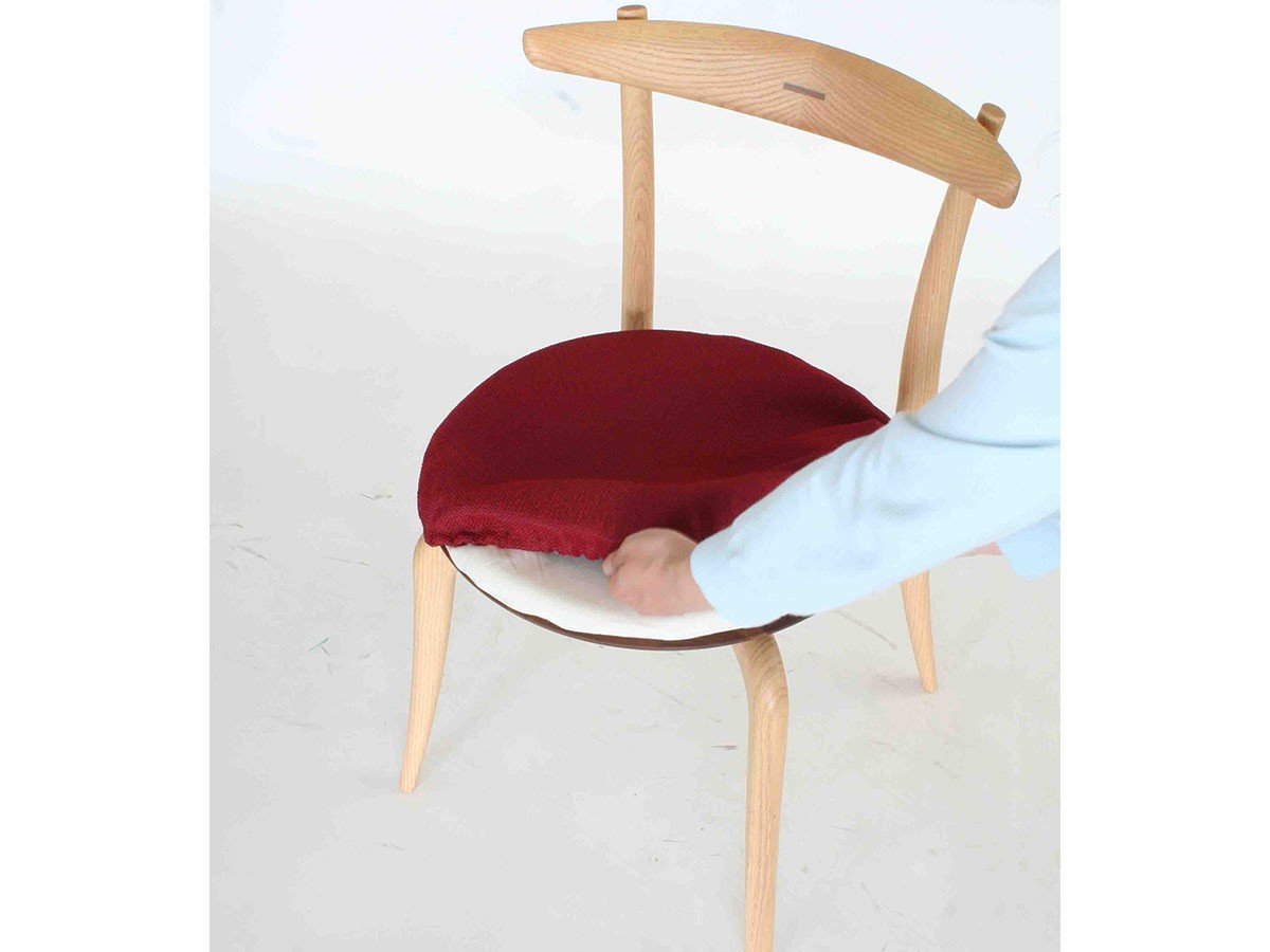 【フライミー ジャパン スタイル/FLYMEe Japan-Style / GOODS】のDINING CHAIR / ダインニングチェア #111828 インテリア・キッズ・メンズ・レディースファッション・服の通販 founy(ファニー) 　送料無料　Free Shipping　クッション　Cushion, Throw Pillow　コンパクト　Compact, Small Size　テーブル　Table, Dining Table　ホーム・キャンプ・アウトドア・お取り寄せ　Home Living / Home & Lifestyle / Camping Gear / Outdoor Camping　家具・インテリア　Home Furniture & Interior. Stylish & Functional Living Spaces　チェア・椅子　Seating & Chairs　ダイニングチェア・木製チェア　Dining Chairs　座カバーは取り外し可能、低反発ウレタンのクッションが付属します。|ID: prp329100002883817 ipo3291000000033746130