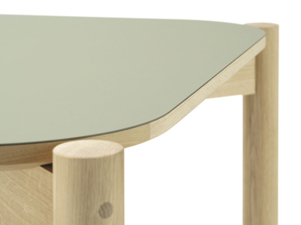 【カリモクニュースタンダード/KARIMOKU NEW STANDARD / GOODS】のCASTOR TABLE LINOLEUM 75 / キャストールテーブル リノリウム 75 人気、トレンドファッション・服の通販 founy(ファニー) 　コンパクト　Compact　シンプル　Simple　スマート　Smart　テーブル　Table　デスク　Desk　ホーム・キャンプ・アウトドア・お取り寄せ　Home,Garden,Outdoor,Camping Gear　家具・インテリア　Home Furniture & Interior. Stylish & Functional Living Spaces　テーブル　Table　ダイニングテーブル　Dining Table　other-6|ID: prp329100002939696 ipo3291000000031498533