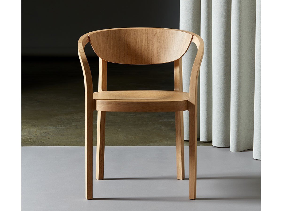 【カリモクニュースタンダード/KARIMOKU NEW STANDARD / GOODS】のCHESA CHAIR / チェーサ チェア インテリア・キッズ・メンズ・レディースファッション・服の通販 founy(ファニー) 　送料無料　Free Shipping　クラシック　Classic　コンパクト　Compact　バランス　Balance　フレーム　Flame　ホーム・キャンプ・アウトドア・お取り寄せ　Home,Garden,Outdoor,Camping Gear　家具・インテリア　Furniture　チェア・椅子　Chair　ダイニングチェア　Dining Chair　Photo Credit:Silvia Orlandi Puntino|ID: prp329100002939706 ipo3291000000029243786