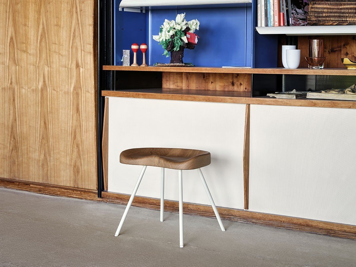 【ヴィトラ/Vitra / GOODS】のTabouret N° 307 / タブレ N° 307 人気、トレンドファッション・服の通販 founy(ファニー) 　チューブ　Tube, Tube Top　フランス　France, French　送料無料　Free Shipping　ホーム・キャンプ・アウトドア・お取り寄せ　Home Living / Home & Lifestyle / Camping Gear / Outdoor Camping　家具・インテリア　Home Furniture & Interior. Stylish & Functional Living Spaces　チェア・椅子　Seating & Chairs　スツール・バースツール　Stools & Bar Stools　other-3|ID: prp329100002948106 ipo3291000000031498431