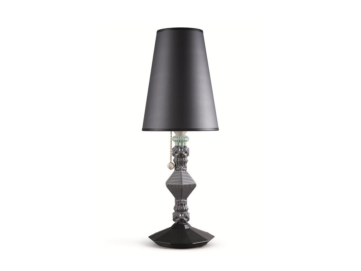 【リヤドロ/LLADRO / GOODS】のBelle de Nuit Large Lamp / ベル・ドゥ・ニュイ ラージランプ インテリア・キッズ・メンズ・レディースファッション・服の通販 founy(ファニー) 　送料無料　Free Shipping　エレガント 上品　Elegant　コレクション　Collection　テーブル　Table　フォルム　Form　ホーム・キャンプ・アウトドア・お取り寄せ　Home,Garden,Outdoor,Camping Gear　家具・インテリア　Furniture　ライト・照明　Lighting & Light Fixtures　ブラック|ID: prp329100003012082 ipo3291000000032087437
