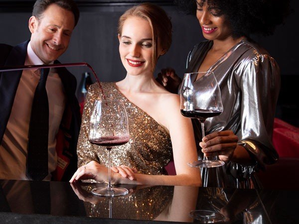 【リーデル/RIEDEL / GOODS】のRiedel Winewings Pinot Noir / Nebbiolo / リーデル・ワインウイングス ピノ・ノワール / ネッビオーロ 人気、トレンドファッション・服の通販 founy(ファニー) 　ヴィンテージ　Vintage　グラス　Glass　テーブル　Table　バランス　Balance　フラット　Flat　ボトム　Bottom　モダン　Modern　おすすめ　Recommend　other-2|ID: prp329100003016946 ipo3291000000031496911
