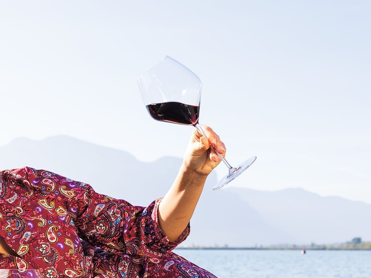 【リーデル/RIEDEL / GOODS】のRiedel Veloce Pinot Noir / Nebbiolo / リーデル・ヴェローチェ ピノ・ノワール / ネッビオーロ 2脚セット 人気、トレンドファッション・服の通販 founy(ファニー) 　エレガント 上品　Elegant　ガラス　Glass　グラス　Glass　シェイプ　Shape　スタイリッシュ　Stylish　ダイヤモンド　Diamond　テーブル　Table　ハンド　Hand　バランス　Balance　送料無料　Free Shipping　other-2|ID: prp329100003017001 ipo3291000000031497140