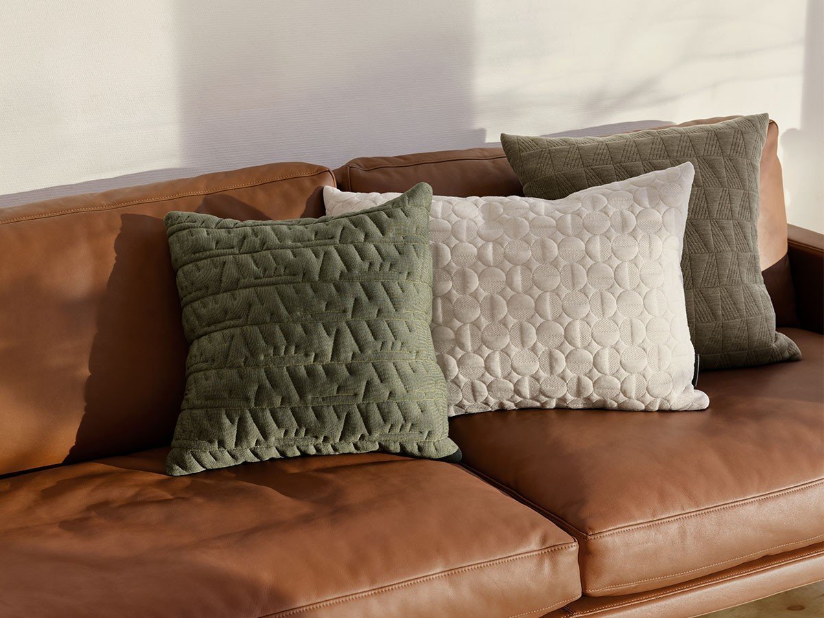 【フリッツ ハンセン/FRITZ HANSEN / GOODS】のCUSHION ARNE JACOBSEN TASSEL / クッション アルネ・ヤコブセン タッセル 45 × 45(ペールグリーン) 人気、トレンドファッション・服の通販 founy(ファニー) 送料無料 Free Shipping アクセサリー Fashion Accessories エレガント 上品 Elegant クッション Cushion, Throw Pillow コレクション Collection, Seasonal Line タッセル Tassel, Fringe パターン Pattern, Design Print フォルム Silhouette, Form ラグジュアリー Luxury, Elegant リラックス Relax, Relaxed Fit ホーム・キャンプ・アウトドア・お取り寄せ Home Living / Home & Lifestyle / Camping Gear / Outdoor Camping 家具・インテリア Home Furniture & Interior. Stylish & Functional Living Spaces その他 インテリア雑貨、家具 Home Decor & Furniture Extras other-3|ID: prp329100003033816 ipo3291000000031496765