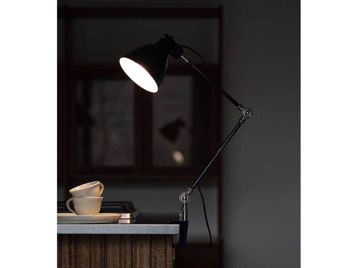 【ハモサ/HERMOSA / GOODS】のINDUSTRY FLOOR LAMP / インダストリー フロアランプ 人気、トレンドファッション・服の通販 founy(ファニー) 　送料無料　Free Shipping　デスク　Desk　ホーム・キャンプ・アウトドア・お取り寄せ　Home,Garden,Outdoor,Camping Gear　家具・インテリア　Home Furniture & Interior. Stylish & Functional Living Spaces　ライト・照明　Lighting & Light Fixtures　フロアライト・スタンドライト　Floor Light/Stand Light　other-4|ID: prp329100003052518 ipo3291000000031496602