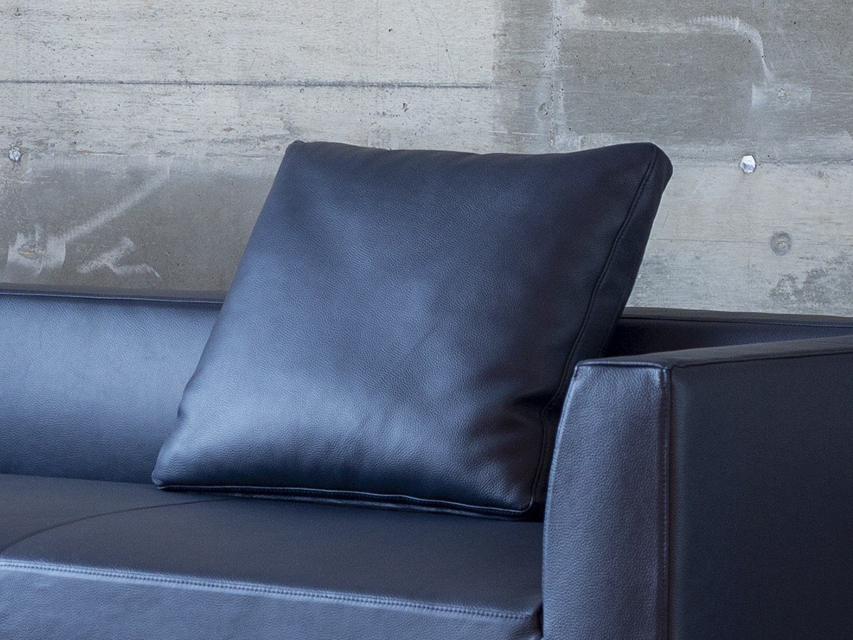 【ヌースプロジェクツ/NOUS PROJECTS / GOODS】のBACK SUPPORT CUSHION / バックサポートクッション インテリア・キッズ・メンズ・レディースファッション・服の通販 founy(ファニー) 　送料無料　Free Shipping　クッション　Cushion　フェザー　Feather　ホーム・キャンプ・アウトドア・お取り寄せ　Home,Garden,Outdoor,Camping Gear　家具・インテリア　Home Furniture & Interior. Stylish & Functional Living Spaces　その他 インテリア雑貨、家具　Furniture, Interior, Others　タイプ:四方マチ、ボルスターの有無:無し|ID: prp329100003090426 ipo3291000000030207638