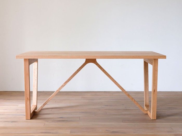 【ヒラシマ/HIRASHIMA / GOODS】のELEVATO Dining Table / エレヴァート ダイニングテーブル インテリア・キッズ・メンズ・レディースファッション・服の通販 founy(ファニー) https://founy.com/ シンプル Simple テーブル Table フォルム Form ホーム・キャンプ・アウトドア・お取り寄せ Home,Garden,Outdoor,Camping Gear 家具・インテリア Furniture テーブル Table ダイニングテーブル Dining Table |ID: prp329100003105125 ipo3291000000030205924