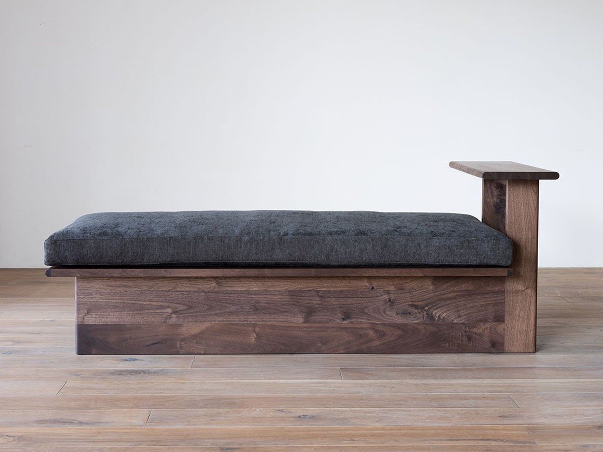 【ヒラシマ/HIRASHIMA / GOODS】のLIVELLO LD Chaise Longue 161 / リヴェッロ LD シェーズロング 161 人気、トレンドファッション・服の通販 founy(ファニー) 　イタリア　Italy　テーブル　Table　バランス　Balance　フレーム　Flame　ラバー　Rubber　ホーム・キャンプ・アウトドア・お取り寄せ　Home,Garden,Outdoor,Camping Gear　家具・インテリア　Furniture　チェア・椅子　Chair　ベンチ・ダイニングベンチ　Bench/Dining Bench　other-2|ID: prp329100003105133 ipo3291000000031496055