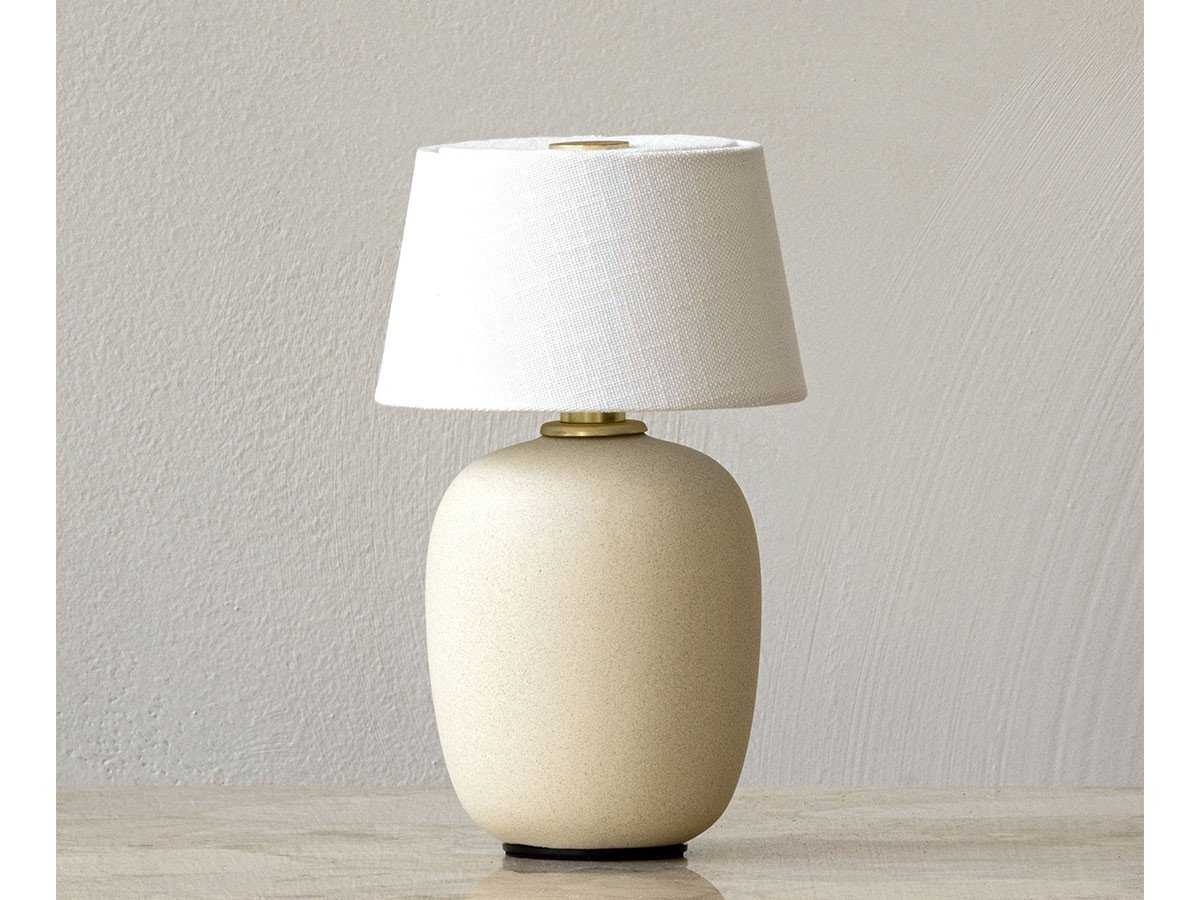 【オード コペンハーゲン/Audo Copenhagen / GOODS】のTorso Table Lamp Portable / トルソー テーブルランプ ポータブル 人気、トレンドファッション・服の通販 founy(ファニー) 　送料無料　Free Shipping　キャンバス　Canvas　テーブル　Table　マグネット　Magnet　リネン　Linen　ホーム・キャンプ・アウトドア・お取り寄せ　Home,Garden,Outdoor,Camping Gear　家具・インテリア　Furniture　ライト・照明　Lighting & Light Fixtures　other-5|ID: prp329100003111853 ipo3291000000031495988