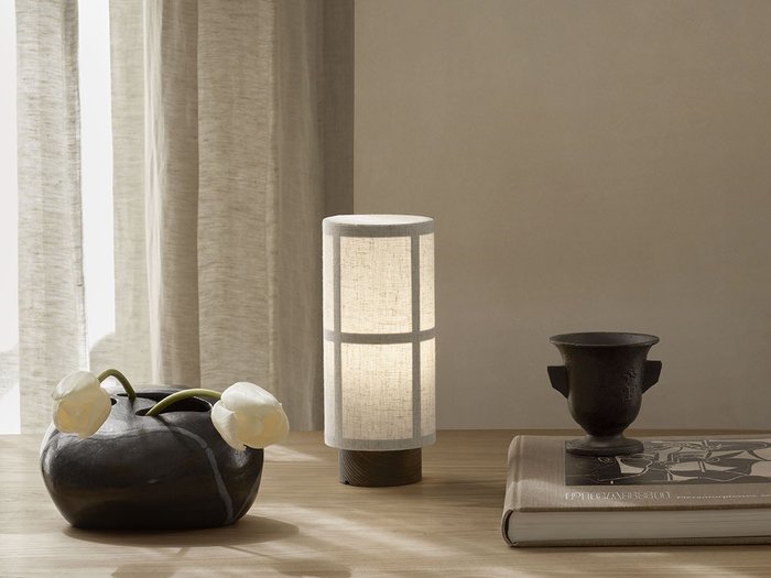 【オード コペンハーゲン/Audo Copenhagen / GOODS】のHashira Table Lamp Portable / ハシラ テーブルランプ ポータブル(ロウ) インテリア・キッズ・メンズ・レディースファッション・服の通販 founy(ファニー) https://founy.com/ 送料無料 Free Shipping コレクション Collection テーブル Table フレーム Flame マグネット Magnet リネン Linen ホーム・キャンプ・アウトドア・お取り寄せ Home,Garden,Outdoor,Camping Gear 家具・インテリア Furniture ライト・照明 Lighting & Light Fixtures |ID: prp329100003111855 ipo3291000000030188801