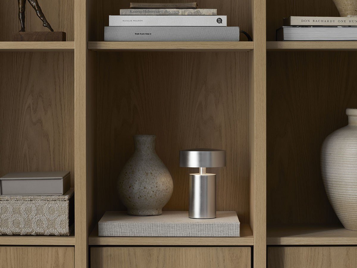 【オード コペンハーゲン/Audo Copenhagen / GOODS】のColumn Table Lamp Portable / コラム テーブルランプ ポータブル 人気、トレンドファッション・服の通販 founy(ファニー) 　送料無料　Free Shipping　クラシック　Classic　テーブル　Table　フィット　Fit　フォルム　Form　リラックス　Relax　軽量　Lightweight　ホーム・キャンプ・アウトドア・お取り寄せ　Home,Garden,Outdoor,Camping Gear　家具・インテリア　Home Furniture & Interior. Stylish & Functional Living Spaces　ライト・照明　Lighting & Light Fixtures　other-6|ID: prp329100003111856 ipo3291000000031495999