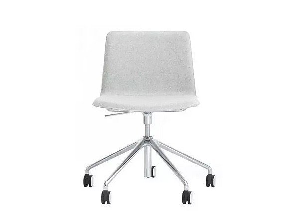 【アンドリュー ワールド/Andreu World / GOODS】のFlex Chair Fully Upholstered Shell / フレックス チェア SI1306 キャスターベース アルミニウム製(フルパッド) インテリア・キッズ・メンズ・レディースファッション・服の通販 founy(ファニー) https://founy.com/ イタリア Italy クッション Cushion シンプル Simple スリム Slim デスク Desk フィット Fit モチーフ Motif ワーク Work 送料無料 Free Shipping ホーム・キャンプ・アウトドア・お取り寄せ Home,Garden,Outdoor,Camping Gear 家具・インテリア Furniture チェア・椅子 Chair オフィスチェア・デスクチェア Office Chair/Desk Chair |ID: prp329100003120826 ipo3291000000021147407