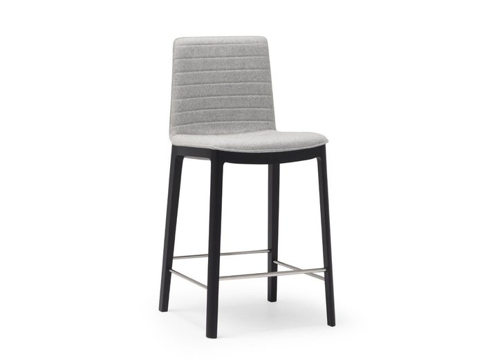 【アンドリュー ワールド/Andreu World / GOODS】のFlex High Back Counter Stool Fully Upholstered Shell / フレックス ハイバック BQ1672 カウンタースツール 木脚(フルパッド) インテリア・キッズ・メンズ・レディースファッション・服の通販 founy(ファニー) https://founy.com/ イタリア Italy クッション Cushion シンプル Simple ビーチ Beach フィット Fit モチーフ Motif ワーク Work 送料無料 Free Shipping おすすめ Recommend ホーム・キャンプ・アウトドア・お取り寄せ Home,Garden,Outdoor,Camping Gear 家具・インテリア Furniture チェア・椅子 Chair スツール Stool ホーム・キャンプ・アウトドア・お取り寄せ Home,Garden,Outdoor,Camping Gear 家具・インテリア Furniture チェア・椅子 Chair カウンターチェア・ハイスツール Counter Chair/High Stool |ID: prp329100003120831 ipo3291000000030196636