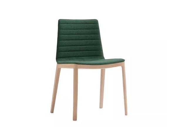 【アンドリュー ワールド/Andreu World / GOODS】のFlex High Back Chair Fully Upholstered Shell / フレックス ハイバック SI1601 チェア 木脚(フルパッド) インテリア・キッズ・メンズ・レディースファッション・服の通販 founy(ファニー) 　イタリア　Italy　クッション　Cushion　シンプル　Simple　ビーチ　Beach　フィット　Fit　モチーフ　Motif　ワーク　Work　送料無料　Free Shipping　おすすめ　Recommend　ホーム・キャンプ・アウトドア・お取り寄せ　Home,Garden,Outdoor,Camping Gear　家具・インテリア　Furniture　チェア・椅子　Chair　ダイニングチェア　Dining Chair　ステッチの有無:パラレルステッチ入|ID: prp329100003120834 ipo3291000000021147430