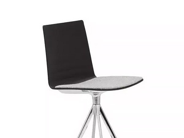 【アンドリュー ワールド/Andreu World / GOODS】のFlex High Back Counter Stool Upholstered Seat Pad / フレックス ハイバック BQ1674 カウンタースツール 回転式スツール脚(シートパッド) 人気、トレンドファッション・服の通販 founy(ファニー) 　イタリア　Italy　クッション　Cushion　シンプル　Simple　フィット　Fit　モダン　Modern　モチーフ　Motif　ワーク　Work　送料無料　Free Shipping　おすすめ　Recommend　ホーム・キャンプ・アウトドア・お取り寄せ　Home,Garden,Outdoor,Camping Gear　家具・インテリア　Furniture　チェア・椅子　Chair　スツール　Stool　ホーム・キャンプ・アウトドア・お取り寄せ　Home,Garden,Outdoor,Camping Gear　家具・インテリア　Furniture　チェア・椅子　Chair　カウンターチェア・ハイスツール　Counter Chair/High Stool　other-2|ID: prp329100003120835 ipo3291000000031494907