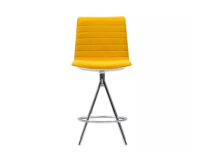 【アンドリュー ワールド/Andreu World / GOODS】のFlex High Back Counter Stool Fully Upholstered Shell / フレックス ハイバック BQ1674 カウンタースツール 回転式スツール脚(フルパッド) インテリア・キッズ・メンズ・レディースファッション・服の通販 founy(ファニー) https://founy.com/ イタリア Italy クッション Cushion シンプル Simple フィット Fit モダン Modern モチーフ Motif ワーク Work 送料無料 Free Shipping おすすめ Recommend ホーム・キャンプ・アウトドア・お取り寄せ Home,Garden,Outdoor,Camping Gear 家具・インテリア Furniture チェア・椅子 Chair スツール Stool ホーム・キャンプ・アウトドア・お取り寄せ Home,Garden,Outdoor,Camping Gear 家具・インテリア Furniture チェア・椅子 Chair カウンターチェア・ハイスツール Counter Chair/High Stool |ID: prp329100003120836 ipo3291000000030196789