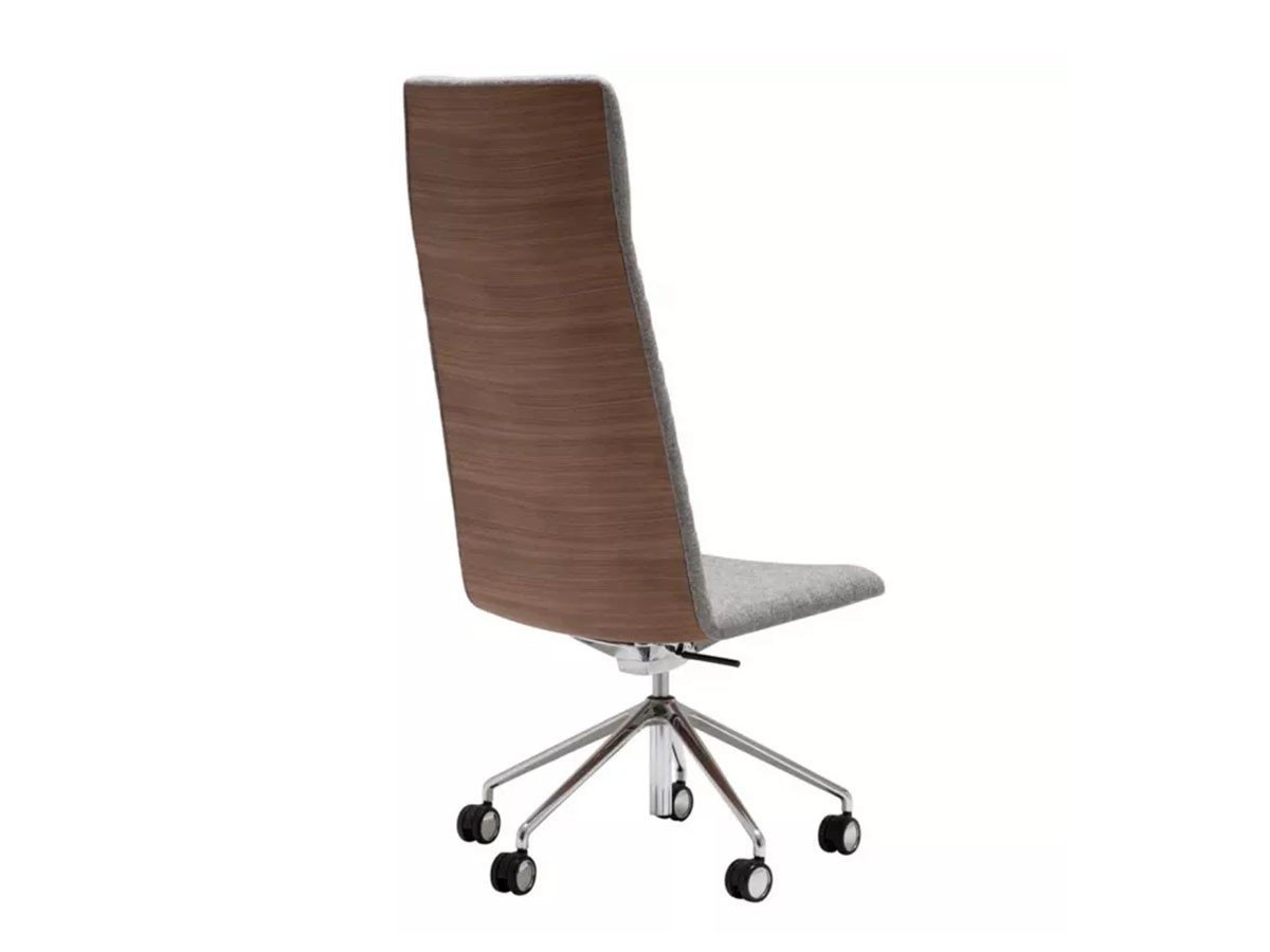 【アンドリュー ワールド/Andreu World / GOODS】のFlex Executive High Back Chair / フレックス エグゼクティブ SI1858 ハイバック チェア キャスターベース アルミニウム製 インテリア・キッズ・メンズ・レディースファッション・服の通販 founy(ファニー) 　イタリア　Italy　クッション　Cushion　シンプル　Simple　スリム　Slim　デスク　Desk　フィット　Fit　モチーフ　Motif　リラックス　Relax　ホーム・キャンプ・アウトドア・お取り寄せ　Home,Garden,Outdoor,Camping Gear　家具・インテリア　Furniture　チェア・椅子　Chair　オフィスチェア・デスクチェア　Office Chair/Desk Chair　背面アップグレード:ウォールナットバック仕様|ID: prp329100003120876 ipo3291000000021147545