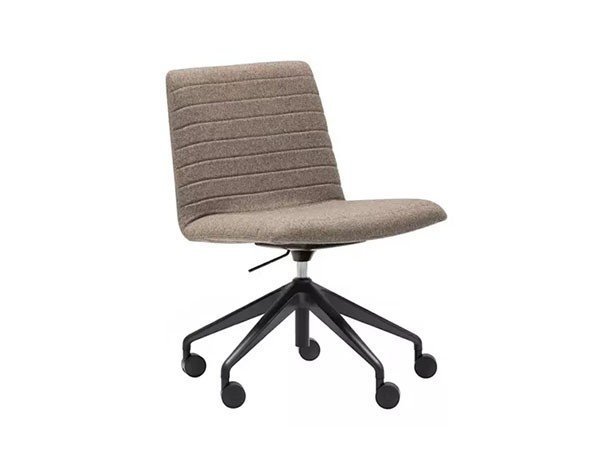 【アンドリュー ワールド/Andreu World / GOODS】のFlex Executive Low Back Chair / フレックス エグゼクティブ SI1862 ローバックチェア キャスターベース エコサーモポリマー製 インテリア・キッズ・メンズ・レディースファッション・服の通販 founy(ファニー) https://founy.com/ イタリア Italy クッション Cushion シンプル Simple デスク Desk フィット Fit モチーフ Motif リラックス Relax 送料無料 Free Shipping ホーム・キャンプ・アウトドア・お取り寄せ Home,Garden,Outdoor,Camping Gear 家具・インテリア Furniture チェア・椅子 Chair オフィスチェア・デスクチェア Office Chair/Desk Chair |ID: prp329100003120887 ipo3291000000030198562