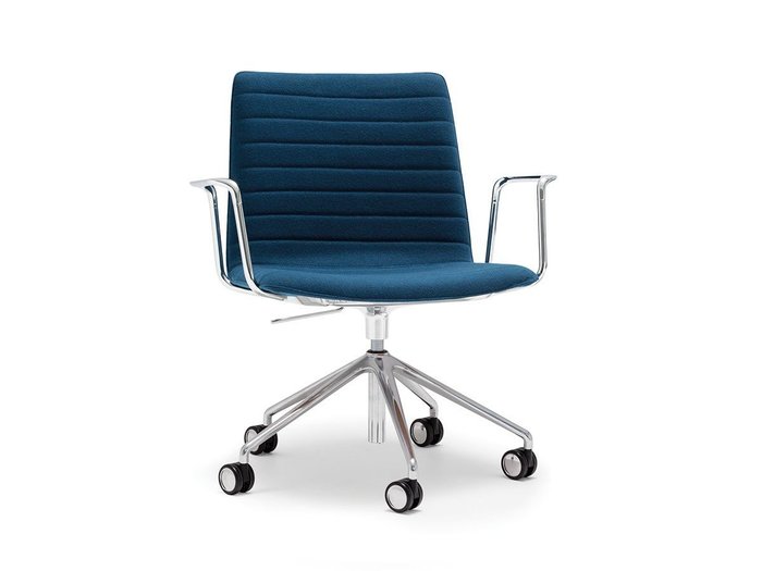 【アンドリュー ワールド/Andreu World / GOODS】のFlex Corporate Armchair Fully Upholstered Shell / フレックス コーポレート SO1660 アームチェア キャスターベース アルミニウム製(フルパッド) インテリア・キッズ・メンズ・レディースファッション・服の通販 founy(ファニー) https://founy.com/ イタリア Italy クッション Cushion シンプル Simple デスク Desk フィット Fit モチーフ Motif ワーク Work 送料無料 Free Shipping ホーム・キャンプ・アウトドア・お取り寄せ Home,Garden,Outdoor,Camping Gear 家具・インテリア Furniture チェア・椅子 Chair アームチェア Armchair ホーム・キャンプ・アウトドア・お取り寄せ Home,Garden,Outdoor,Camping Gear 家具・インテリア Furniture チェア・椅子 Chair オフィスチェア・デスクチェア Office Chair/Desk Chair |ID: prp329100003120893 ipo3291000000030198843