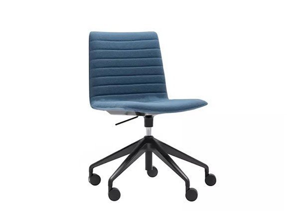 【アンドリュー ワールド/Andreu World / GOODS】のFlex Corporate Chair Fully Upholstered Shell / フレックス コーポレート SI1669 チェア キャスターベース エコサーモポリマー製(フルパッド) インテリア・キッズ・メンズ・レディースファッション・服の通販 founy(ファニー) https://founy.com/ イタリア Italy クッション Cushion シンプル Simple デスク Desk フィット Fit モチーフ Motif ワーク Work 送料無料 Free Shipping ホーム・キャンプ・アウトドア・お取り寄せ Home,Garden,Outdoor,Camping Gear 家具・インテリア Furniture チェア・椅子 Chair オフィスチェア・デスクチェア Office Chair/Desk Chair |ID: prp329100003120894 ipo3291000000021147607