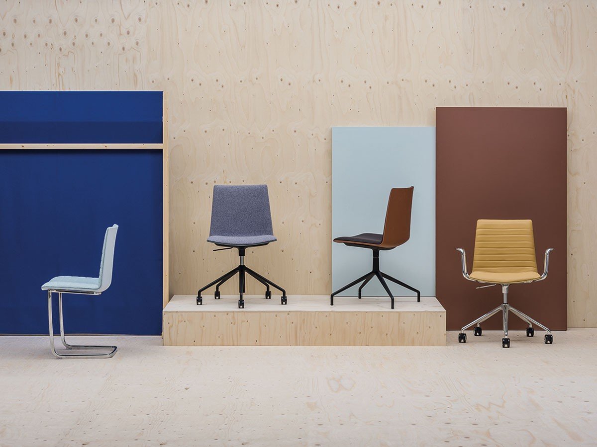 【アンドリュー ワールド/Andreu World / GOODS】のFlex Corporate Chair Upholstered Shell Pad / フレックス コーポレート SI1657 チェア キャスターベース アルミニウム製(シェルパッド) 人気、トレンドファッション・服の通販 founy(ファニー) 　イタリア　Italy　クッション　Cushion　シンプル　Simple　デスク　Desk　フィット　Fit　モチーフ　Motif　ワーク　Work　送料無料　Free Shipping　ホーム・キャンプ・アウトドア・お取り寄せ　Home,Garden,Outdoor,Camping Gear　家具・インテリア　Furniture　チェア・椅子　Chair　オフィスチェア・デスクチェア　Office Chair/Desk Chair　other-4|ID: prp329100003120895 ipo3291000000031495112