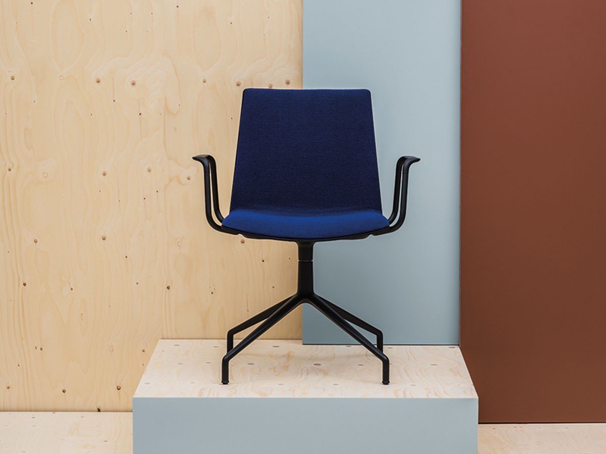 【アンドリュー ワールド/Andreu World / GOODS】のFlex Corporate Armchair Upholstered Shell Pad / フレックス コーポレート SO1645 アームチェア 回転式スターベース(シェルパッド) 人気、トレンドファッション・服の通販 founy(ファニー) 　イタリア　Italy　エレガント 上品　Elegant　クッション　Cushion　シェイプ　Shape　シンプル　Simple　フィット　Fit　モチーフ　Motif　ワーク　Work　送料無料　Free Shipping　ホーム・キャンプ・アウトドア・お取り寄せ　Home,Garden,Outdoor,Camping Gear　家具・インテリア　Furniture　チェア・椅子　Chair　ダイニングチェア　Dining Chair　ホーム・キャンプ・アウトドア・お取り寄せ　Home,Garden,Outdoor,Camping Gear　家具・インテリア　Furniture　チェア・椅子　Chair　アームチェア　Armchair　ホーム・キャンプ・アウトドア・お取り寄せ　Home,Garden,Outdoor,Camping Gear　家具・インテリア　Furniture　チェア・椅子　Chair　オフィスチェア・デスクチェア　Office Chair/Desk Chair　other-3|ID: prp329100003120897 ipo3291000000031495121