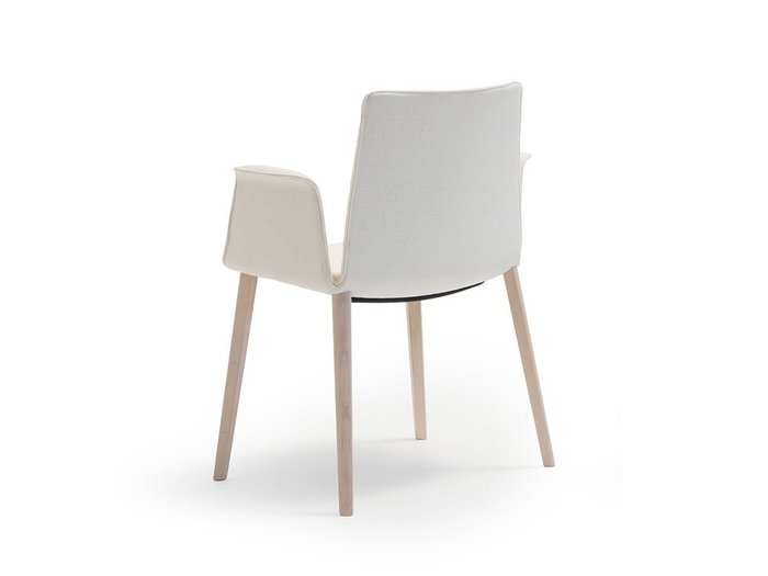 【アンドリュー ワールド/Andreu World / GOODS】のFlex Armchair Fully Upholstered Shell / フレックス アームチェア SO1613 木脚(フルパッド) インテリア・キッズ・メンズ・レディースファッション・服の通販 founy(ファニー) https://founy.com/ イタリア Italy クッション Cushion シンプル Simple ビーチ Beach フィット Fit モチーフ Motif 送料無料 Free Shipping ホーム・キャンプ・アウトドア・お取り寄せ Home,Garden,Outdoor,Camping Gear 家具・インテリア Furniture チェア・椅子 Chair ダイニングチェア Dining Chair ホーム・キャンプ・アウトドア・お取り寄せ Home,Garden,Outdoor,Camping Gear 家具・インテリア Furniture チェア・椅子 Chair アームチェア Armchair |ID: prp329100003120908 ipo3291000000030199321