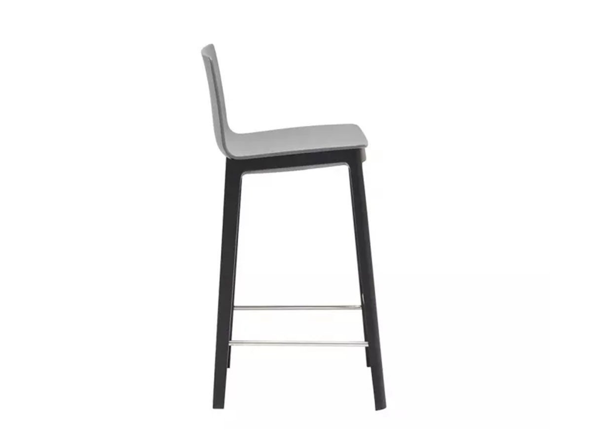 【アンドリュー ワールド/Andreu World / GOODS】のFlex Chair Counter Stool 45 Thermo-polymer Shell / フレックス チェア BQ1337 カウンタースツール 45 木脚(サーモポリマーシェル) 人気、トレンドファッション・服の通販 founy(ファニー) 　イタリア　Italy　シンプル　Simple　ビーチ　Beach　フィット　Fit　モチーフ　Motif　ワーク　Work　送料無料　Free Shipping　ホーム・キャンプ・アウトドア・お取り寄せ　Home,Garden,Outdoor,Camping Gear　家具・インテリア　Furniture　チェア・椅子　Chair　スツール　Stool　ホーム・キャンプ・アウトドア・お取り寄せ　Home,Garden,Outdoor,Camping Gear　家具・インテリア　Furniture　チェア・椅子　Chair　カウンターチェア・ハイスツール　Counter Chair/High Stool　other-2|ID: prp329100003120919 ipo3291000000031495215