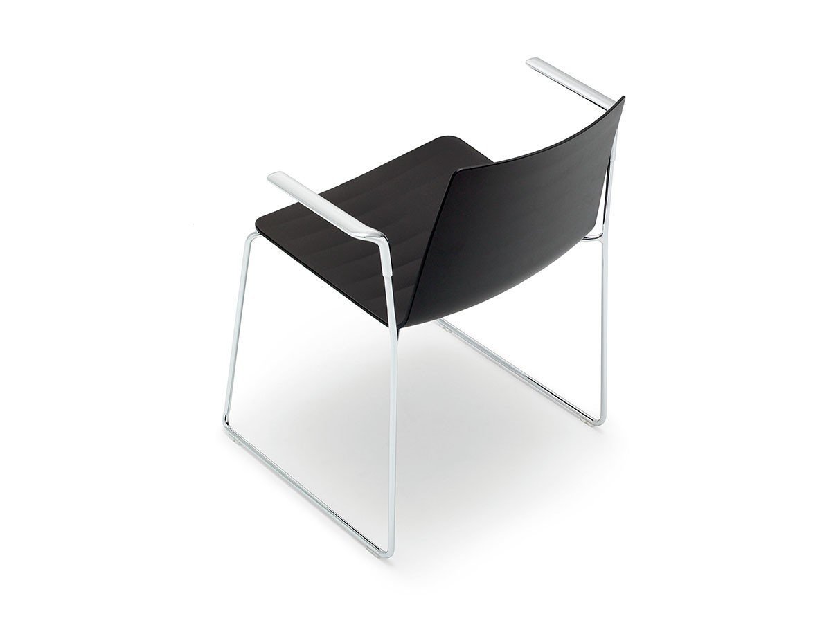 【アンドリュー ワールド/Andreu World / GOODS】のFlex Chair Stackable Armchair Fully Upholstered Shell / フレックス チェア SO1301 スタッカブルアームチェア スレッジベース(フルパッド) 人気、トレンドファッション・服の通販 founy(ファニー) 　イタリア　Italy　クッション　Cushion　シンプル　Simple　スリム　Slim　フィット　Fit　モチーフ　Motif　ワーク　Work　送料無料　Free Shipping　ホーム・キャンプ・アウトドア・お取り寄せ　Home,Garden,Outdoor,Camping Gear　家具・インテリア　Furniture　チェア・椅子　Chair　ダイニングチェア　Dining Chair　ホーム・キャンプ・アウトドア・お取り寄せ　Home,Garden,Outdoor,Camping Gear　家具・インテリア　Furniture　チェア・椅子　Chair　アームチェア　Armchair　other-4|ID: prp329100003120965 ipo3291000000031495342