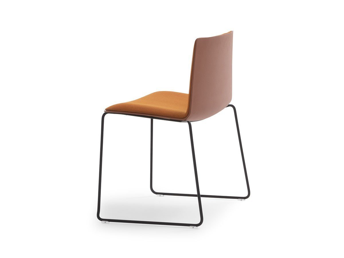 【アンドリュー ワールド/Andreu World / GOODS】のFlex Chair Stackable Chair Upholstered Shell Pad / フレックス チェア SI1300 スタッカブルチェア スレッジベース(シェルパッド) 人気、トレンドファッション・服の通販 founy(ファニー) 　イタリア　Italy　クッション　Cushion　シンプル　Simple　スリム　Slim　フィット　Fit　モチーフ　Motif　ワーク　Work　送料無料　Free Shipping　ホーム・キャンプ・アウトドア・お取り寄せ　Home,Garden,Outdoor,Camping Gear　家具・インテリア　Furniture　チェア・椅子　Chair　ダイニングチェア　Dining Chair　ホーム・キャンプ・アウトドア・お取り寄せ　Home,Garden,Outdoor,Camping Gear　家具・インテリア　Furniture　チェア・椅子　Chair　オフィスチェア・デスクチェア　Office Chair/Desk Chair　other-3|ID: prp329100003120969 ipo3291000000031495359