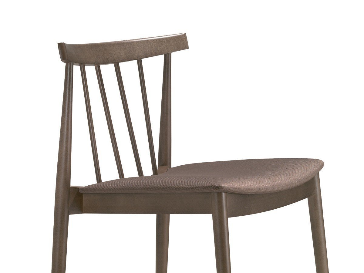 【アンドリュー ワールド/Andreu World / GOODS】のSmile Stackable Chair with Upholstered Seat / スマイル SI0326 スタッカブルチェア ボードウッドバック 張座 インテリア・キッズ・メンズ・レディースファッション・服の通販 founy(ファニー) 　クッション　Cushion　シンプル　Simple　フィット　Fit　送料無料　Free Shipping　ホーム・キャンプ・アウトドア・お取り寄せ　Home,Garden,Outdoor,Camping Gear　家具・インテリア　Furniture　チェア・椅子　Chair　ダイニングチェア　Dining Chair　通常の座面仕様|厚みがありステッチが無い仕上がりとなります。|ID: prp329100003120988 ipo3291000000025315328