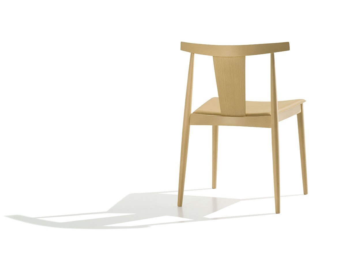 【アンドリュー ワールド/Andreu World / GOODS】のSmile Stackable Chair with Upholstered Seat / スマイル SI0326 スタッカブルチェア ボードウッドバック 張座 人気、トレンドファッション・服の通販 founy(ファニー) 　クッション　Cushion, Throw Pillow　シンプル　Simple, Minimal　フィット　Fit, Slim Fit　送料無料　Free Shipping　ホーム・キャンプ・アウトドア・お取り寄せ　Home Living / Home & Lifestyle / Camping Gear / Outdoor Camping　家具・インテリア　Home Furniture & Interior. Stylish & Functional Living Spaces　チェア・椅子　Seating & Chairs　ダイニングチェア・木製チェア　Dining Chairs　other-3|ID: prp329100003120988 ipo3291000000031495454