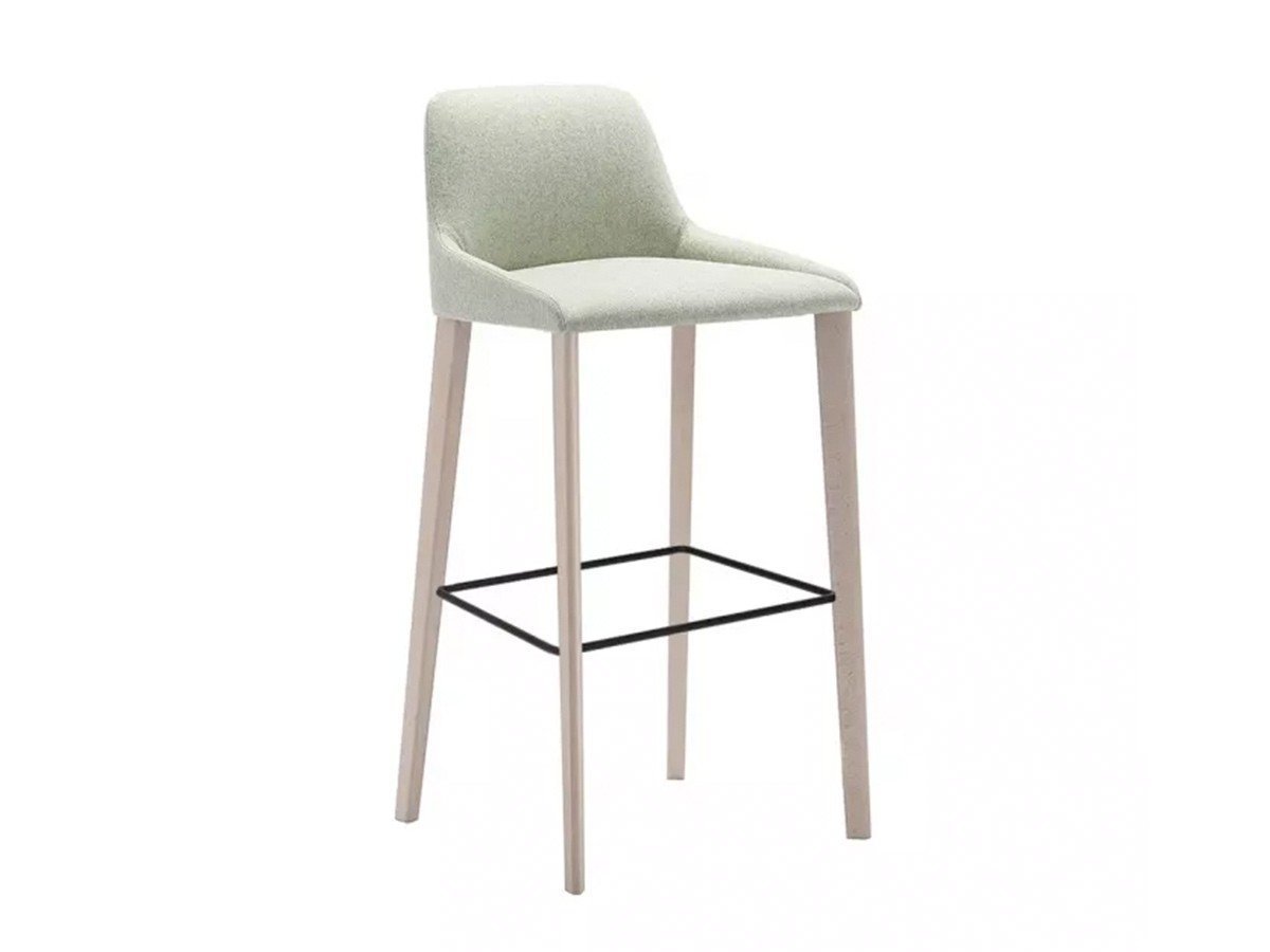 【アンドリュー ワールド/Andreu World / GOODS】のAlya Barstool / アリヤ BQ1594 バースツール 木脚 人気、トレンドファッション・服の通販 founy(ファニー) 　シンプル　Simple　ビーチ　Beach　フォルム　Form　リラックス　Relax　送料無料　Free Shipping　ホーム・キャンプ・アウトドア・お取り寄せ　Home,Garden,Outdoor,Camping Gear　家具・インテリア　Furniture　チェア・椅子　Chair　スツール　Stool　ホーム・キャンプ・アウトドア・お取り寄せ　Home,Garden,Outdoor,Camping Gear　家具・インテリア　Furniture　チェア・椅子　Chair　カウンターチェア・ハイスツール　Counter Chair/High Stool　 other-1|ID: prp329100003121000 ipo3291000000030202194